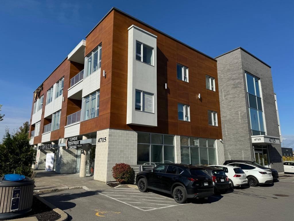 Frontage - 307-4715 Rue D'Angora, Terrebonne (Terrebonne), QC
