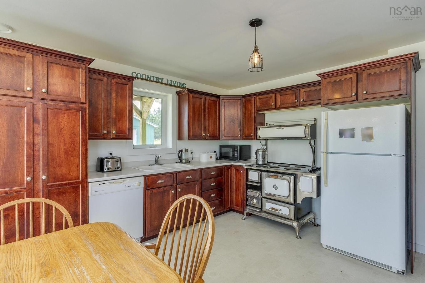 3404 Brow Of Mountain Road, West Black Rock, NS