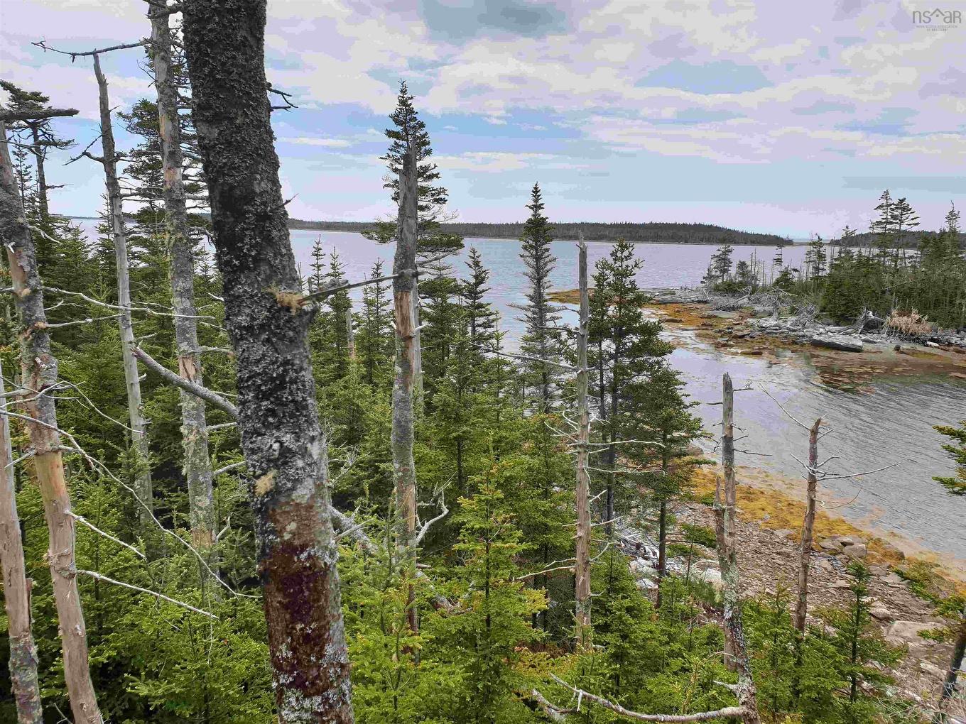 No 7 Highway, Ecum Secum, NS