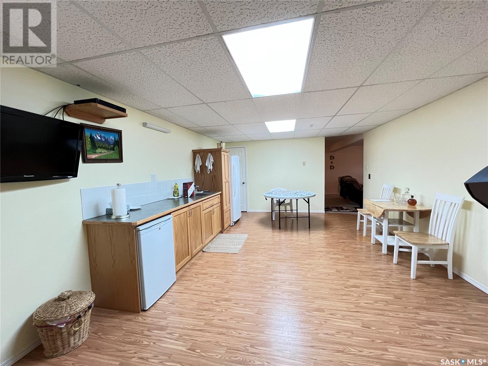 12 Chinook Place, Maple Creek, SK - Indoor