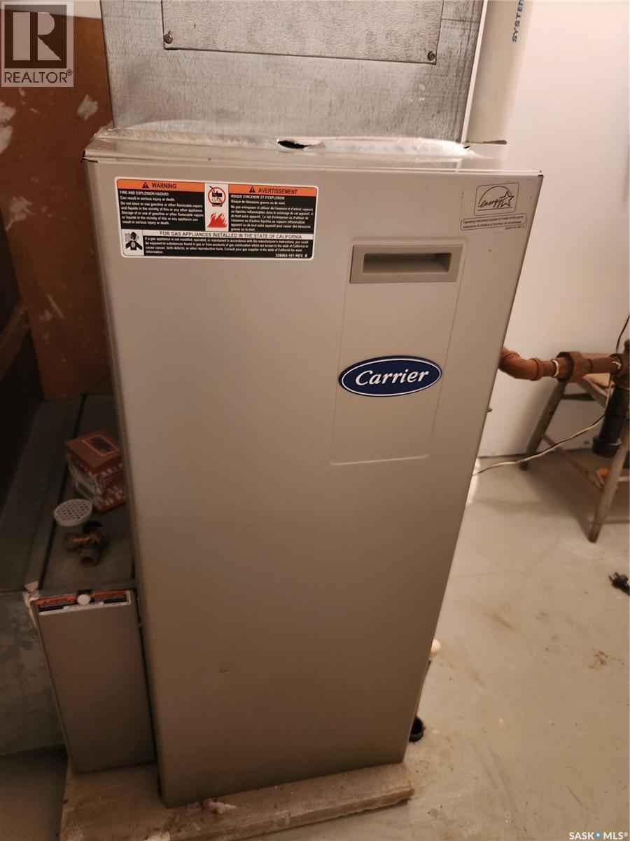 402 Wheaton Avenue, Ogema, SK