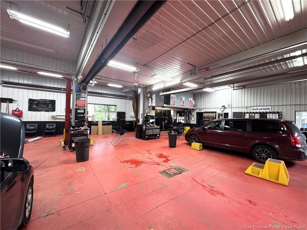 184 Main St, Fredericton, NB