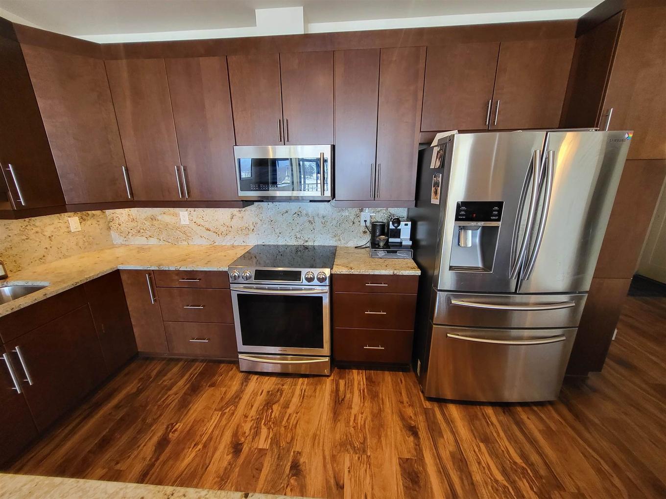 2101-2260 Sleeping Giant Parkway, Thunder Bay, ON - Indoor Photo Showing Kitchen