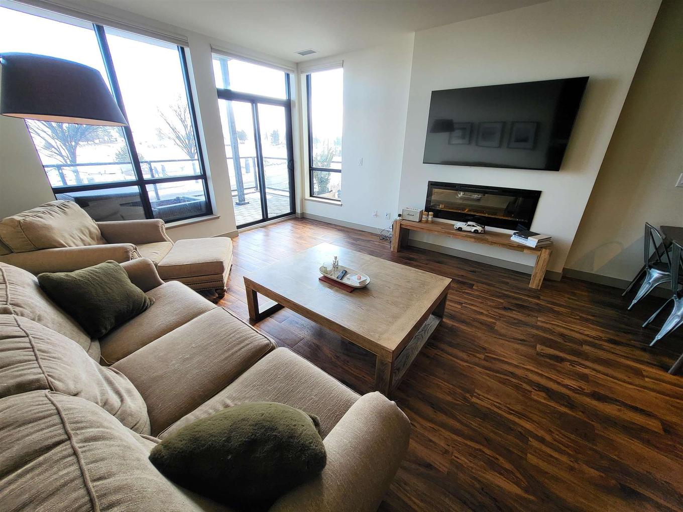 2101-2260 Sleeping Giant Parkway, Thunder Bay, ON - Indoor Photo Showing Living Room