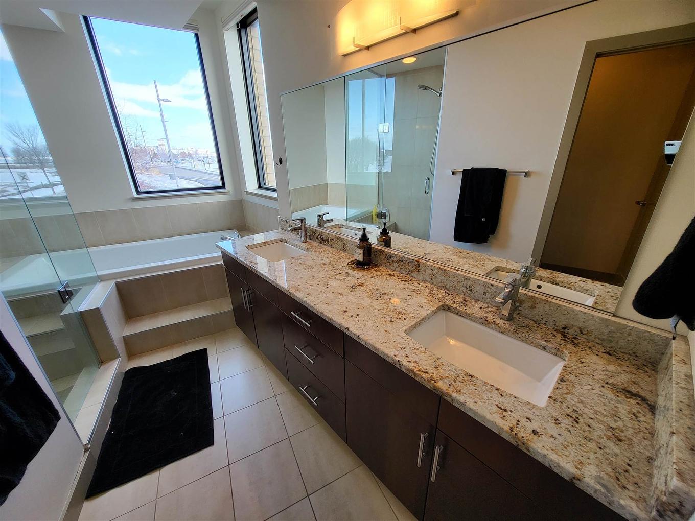 2101-2260 Sleeping Giant Parkway, Thunder Bay, ON - Indoor Photo Showing Bathroom