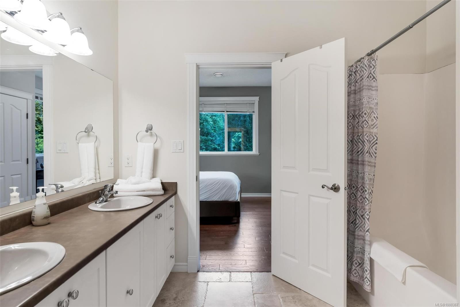 3250 Cobble Hill Rd, Cobble Hill, BC