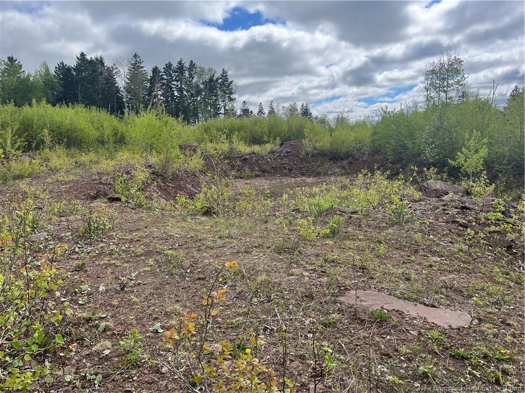 96 Hilltop Dr, Hampton, NB