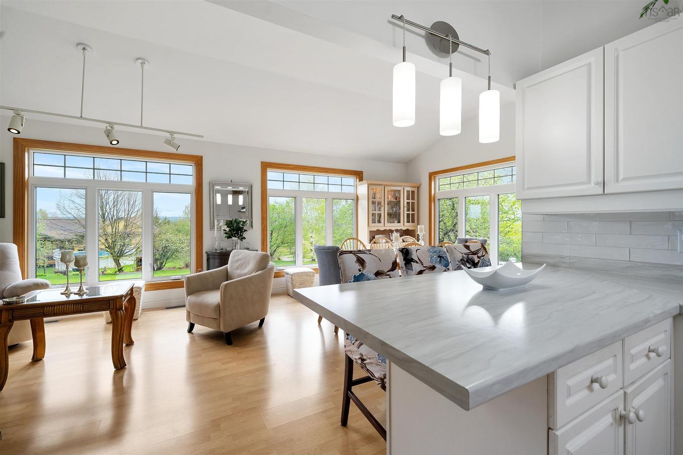 473 Highway 204, Amherst, NS