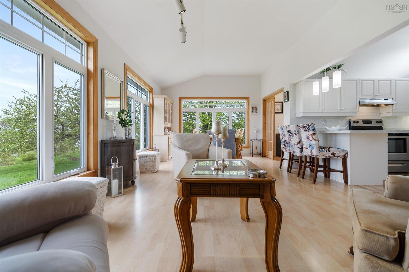 473 Highway 204, Amherst, NS