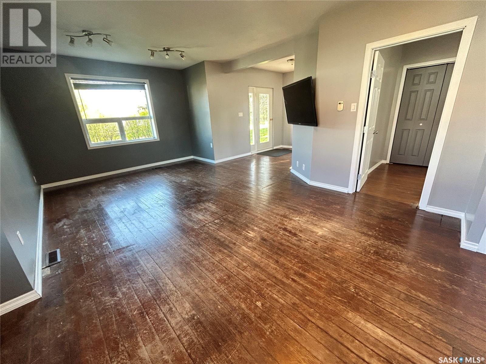 205 Carl Avenue E, Langenburg, SK - Indoor Photo Showing Other Room