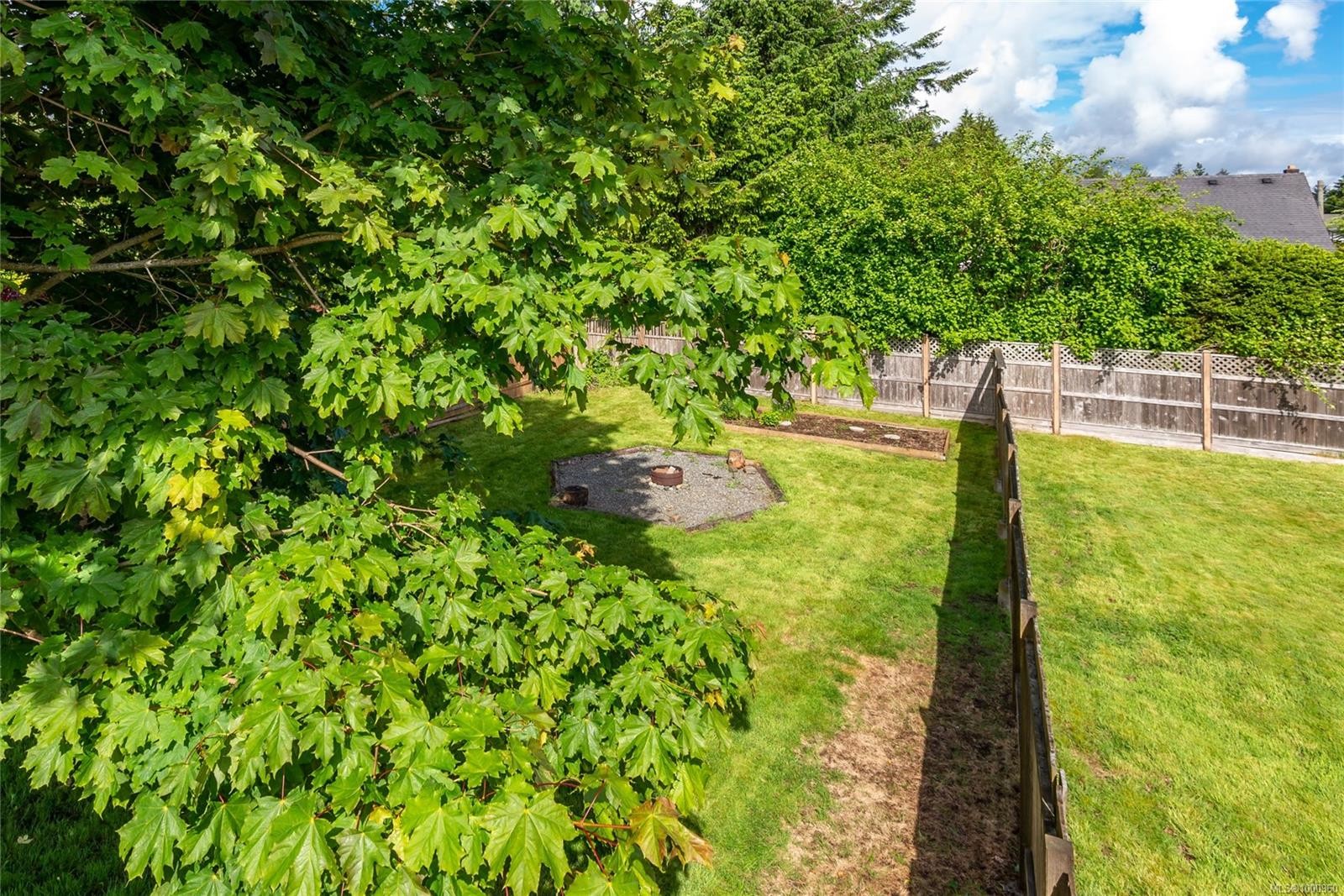 164 Crawford Rd, Campbell River, BC - Outdoor