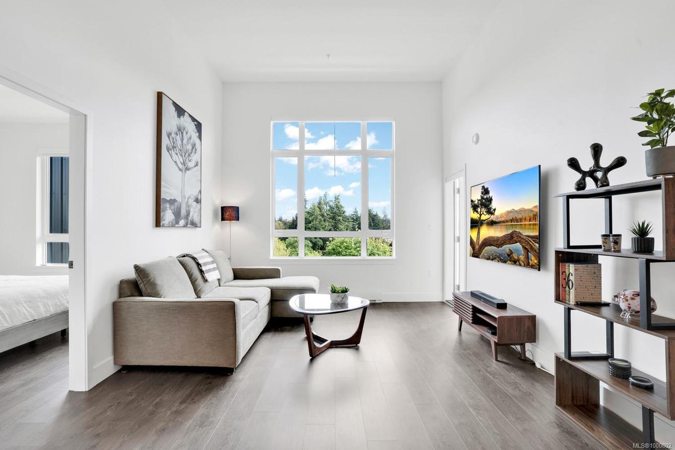 531-920 Reunion Ave, Langford, BC - Indoor Photo Showing Living Room