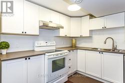 Lower unit - kitchen -