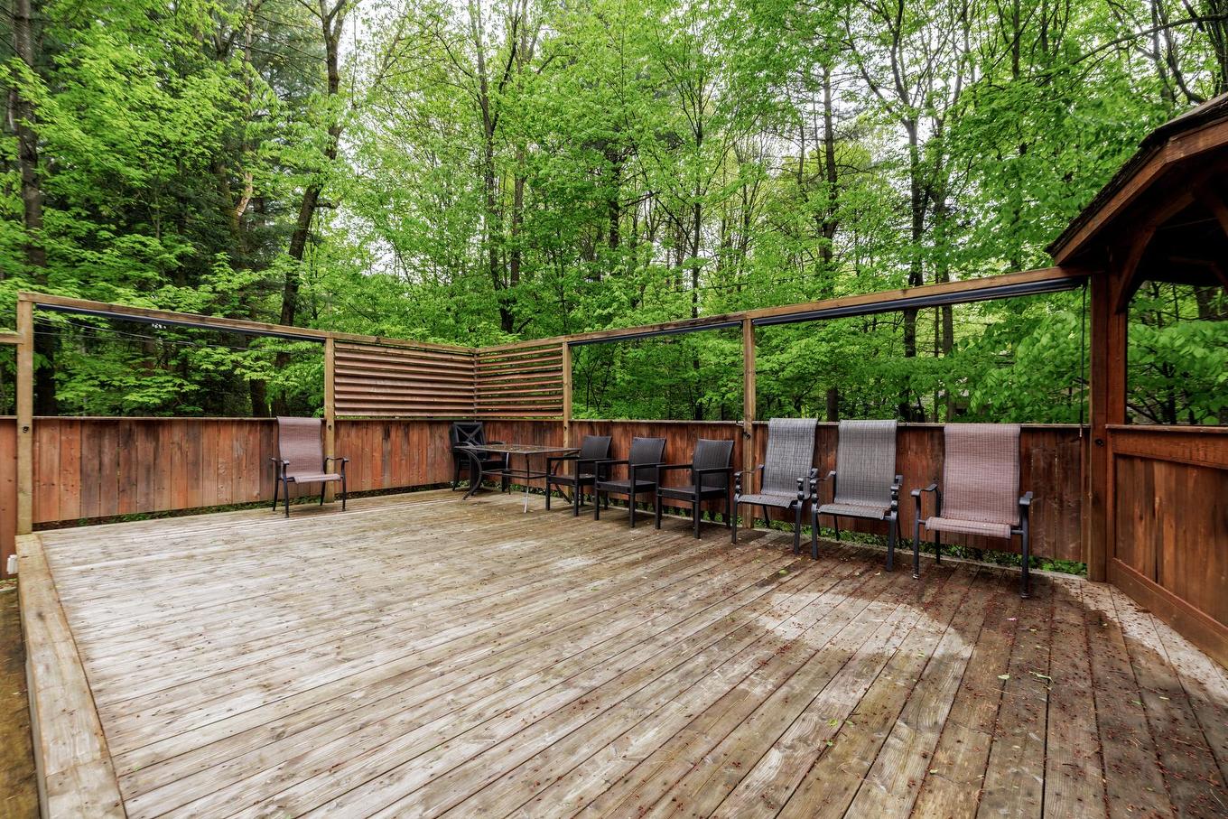 Patio - 2404 Place Jubilee, Saint-Lazare, QC - Outdoor With Deck Patio Veranda With Exterior