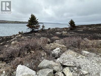 3-5 Lighthouse Road, Western Bay, NL
