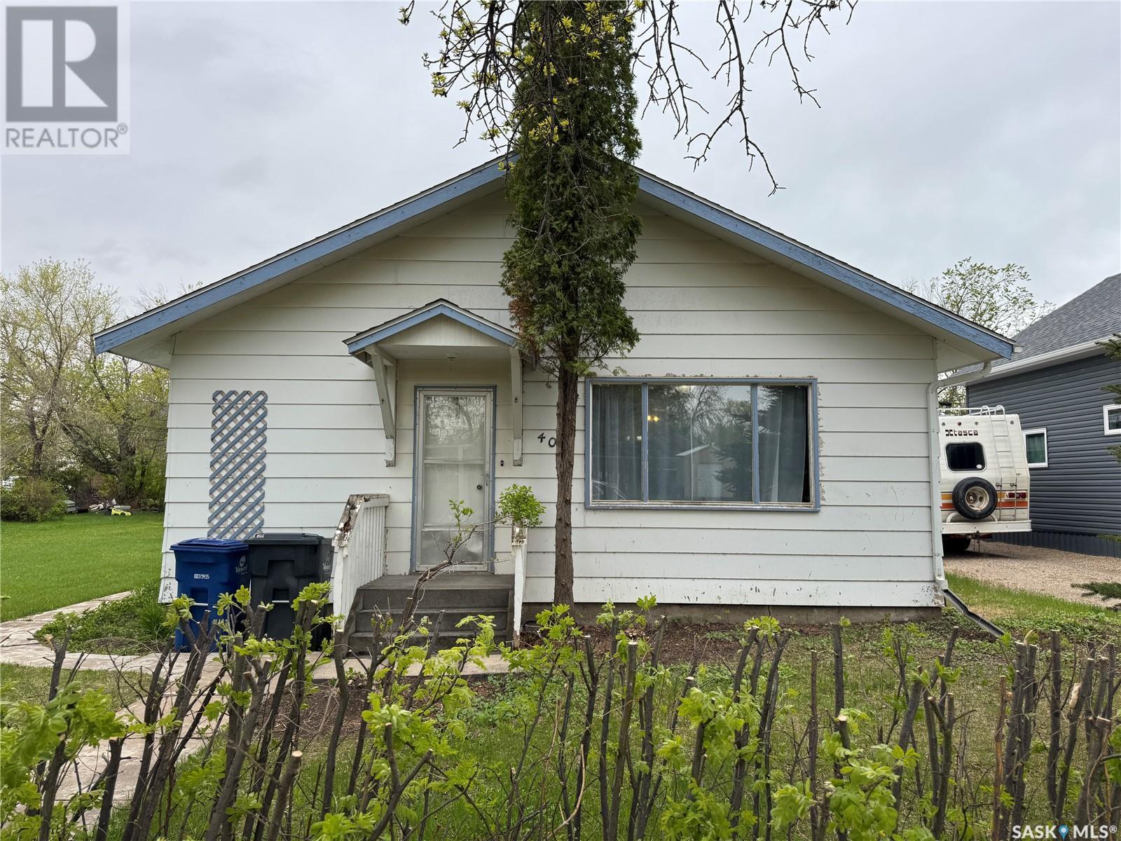 407 1St Street E, Wynyard, SK - Outdoor