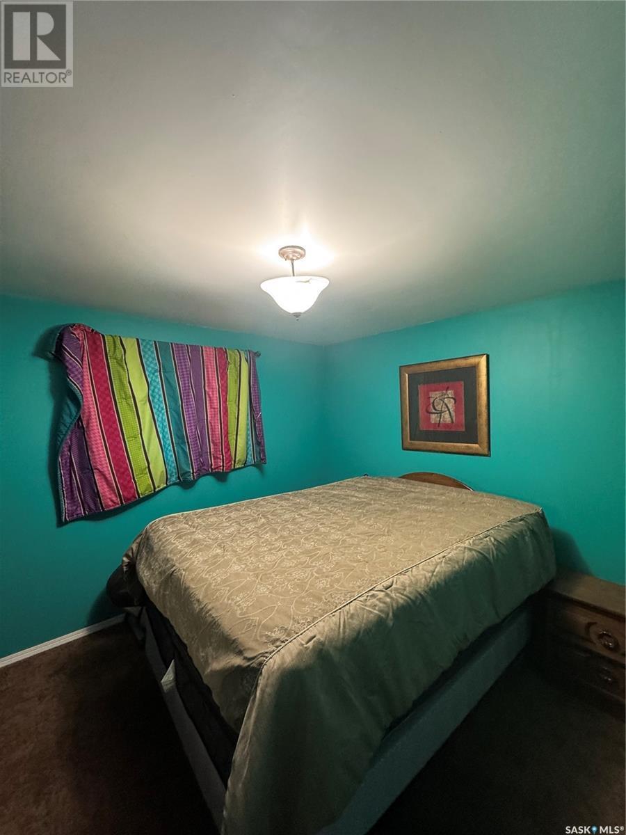 713 Birch Crescent, Hudson Bay, SK - Indoor Photo Showing Bedroom