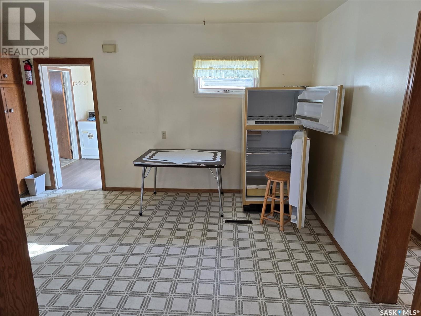 200 Railway Avenue N, Norquay, SK - Indoor Photo Showing Other Room