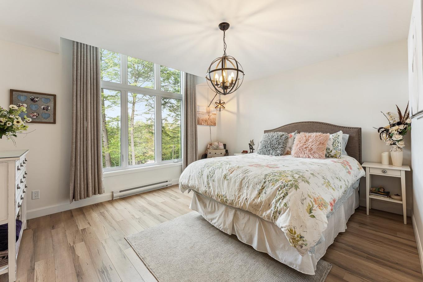 Chambre à coucher principale - 657 Rue Bordeleau, Magog, QC - Indoor Photo Showing Bedroom