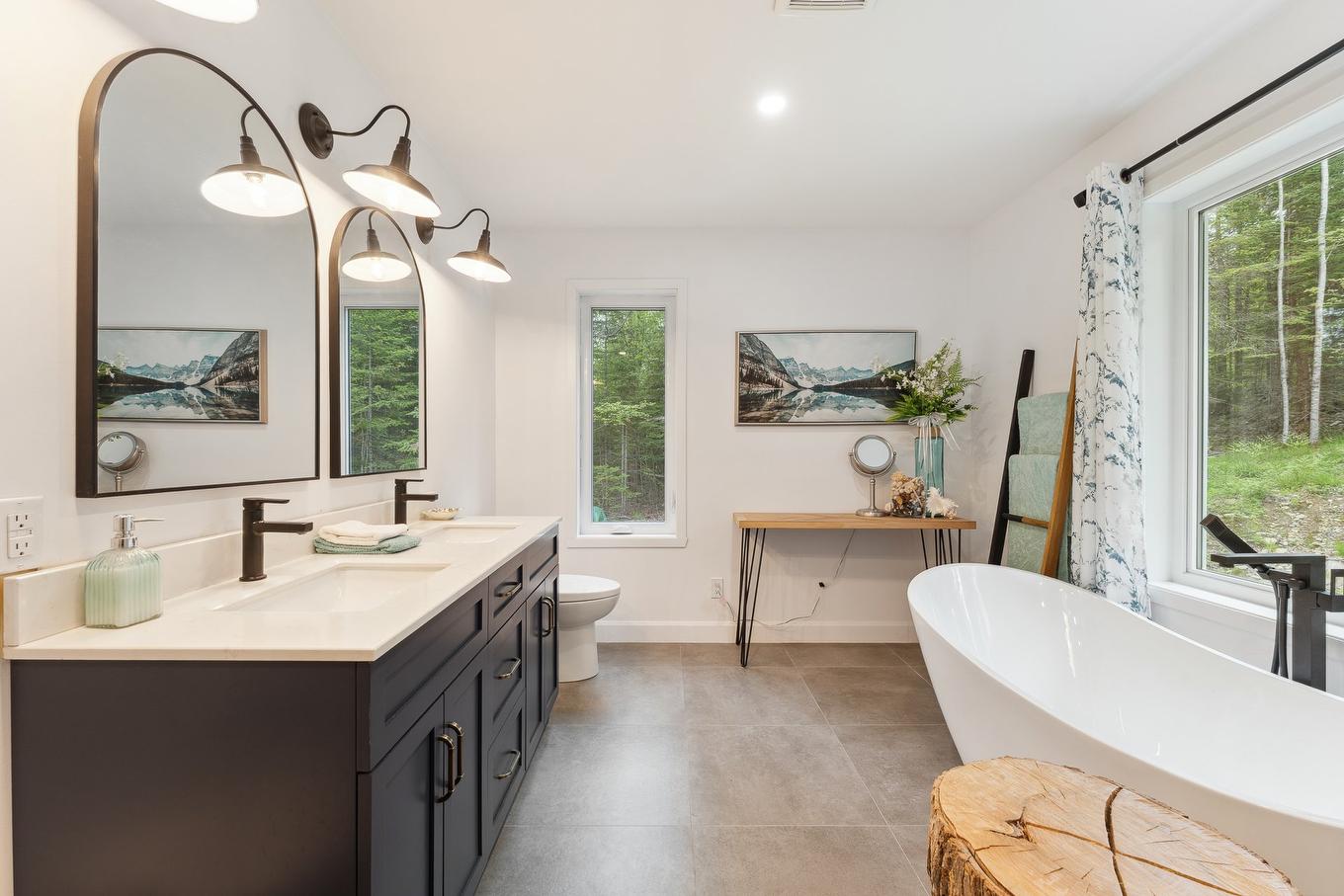 Salle de bains - 657 Rue Bordeleau, Magog, QC - Indoor Photo Showing Bathroom