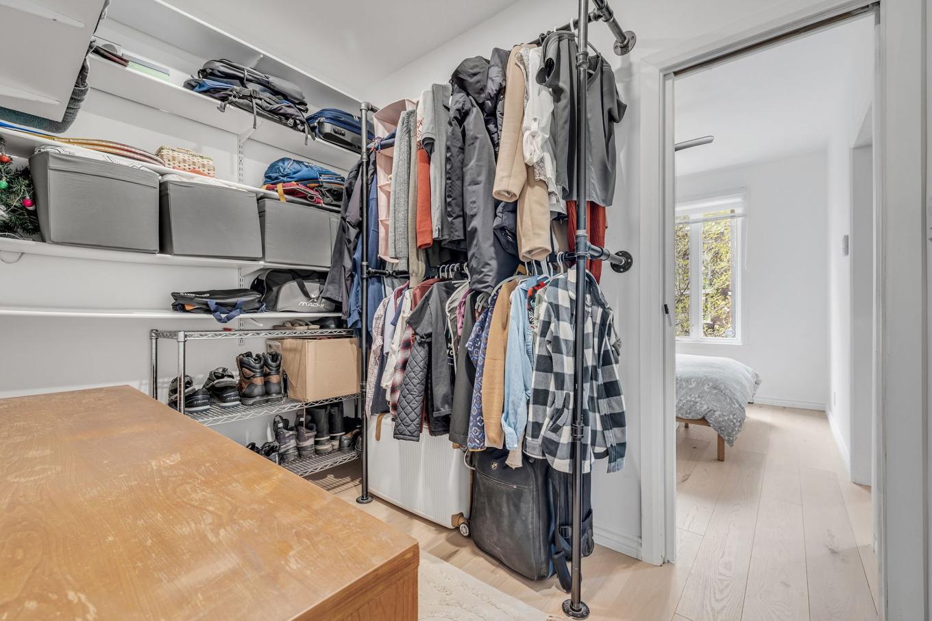 Walk-in closet - 333 11E Rue, Québec (La Cité-Limoilou), QC - Indoor With Storage