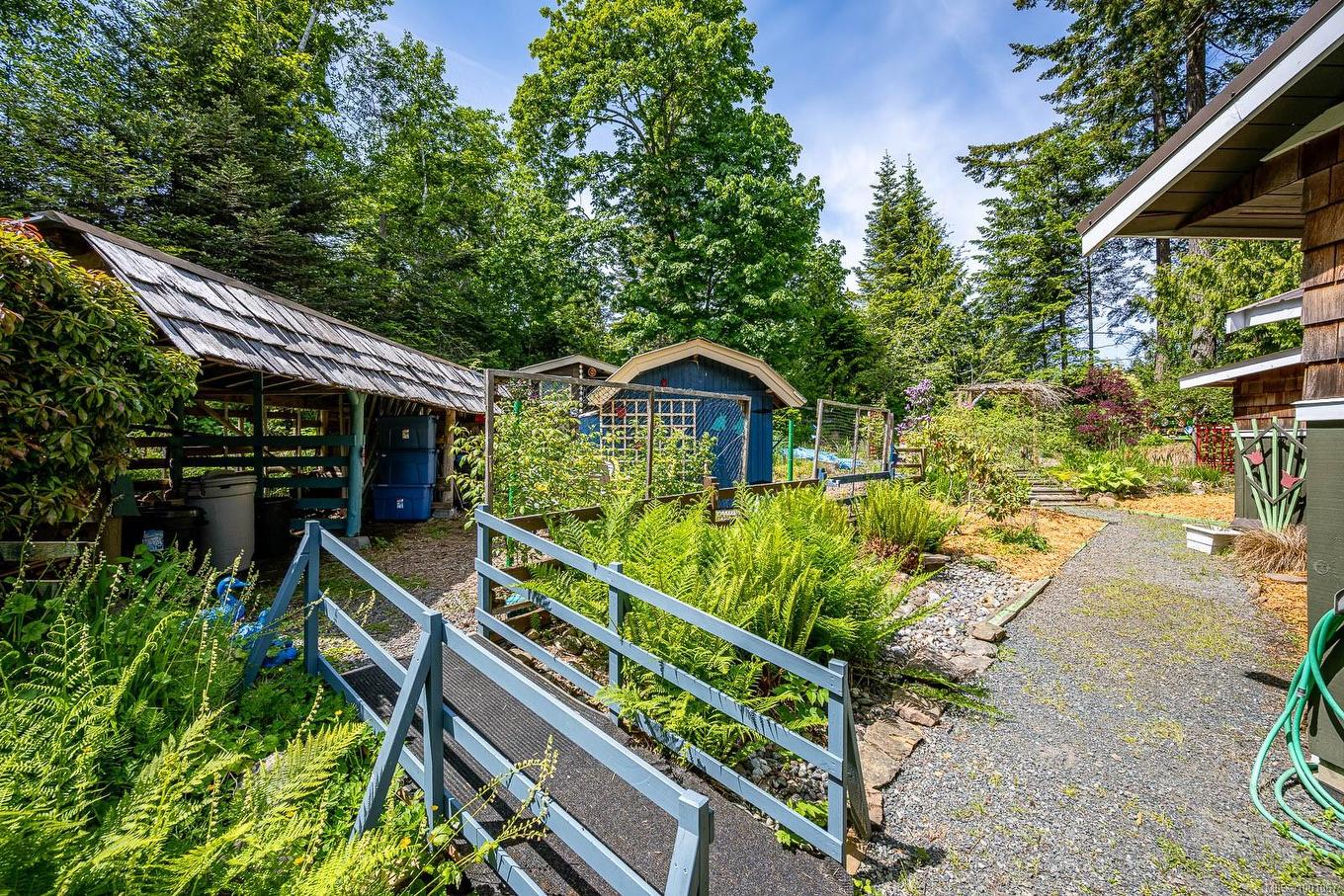 1415 Baikie Rd, Denman Island, BC