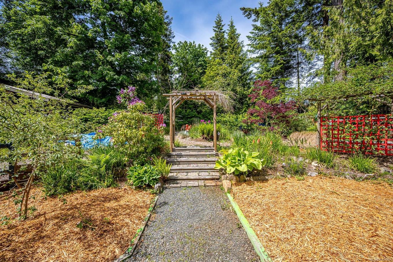 1415 Baikie Rd, Denman Island, BC