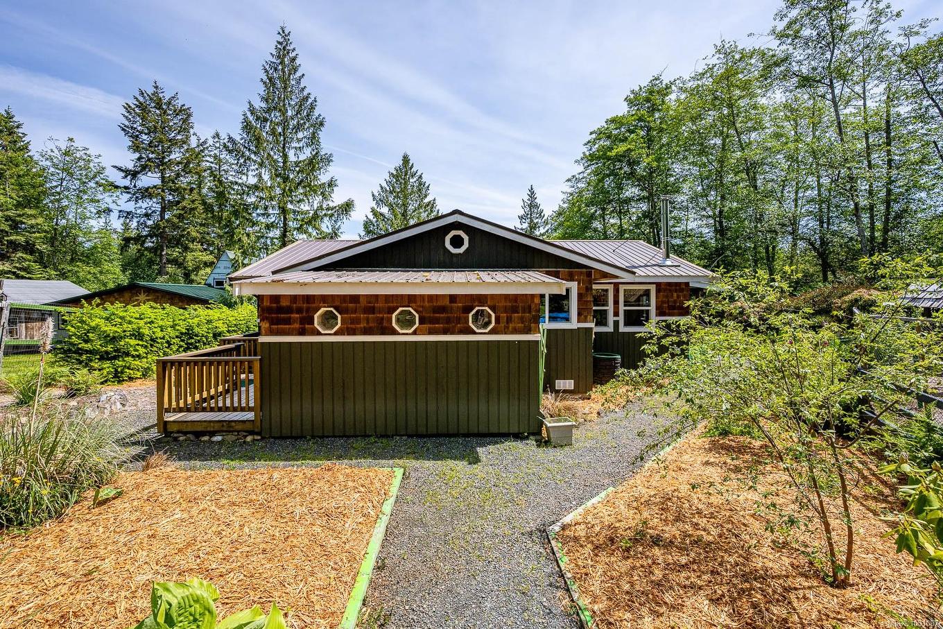 1415 Baikie Rd, Denman Island, BC