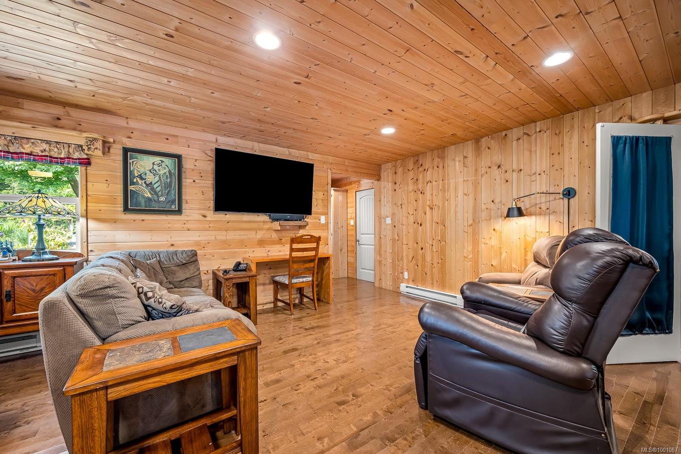 1415 Baikie Rd, Denman Island, BC