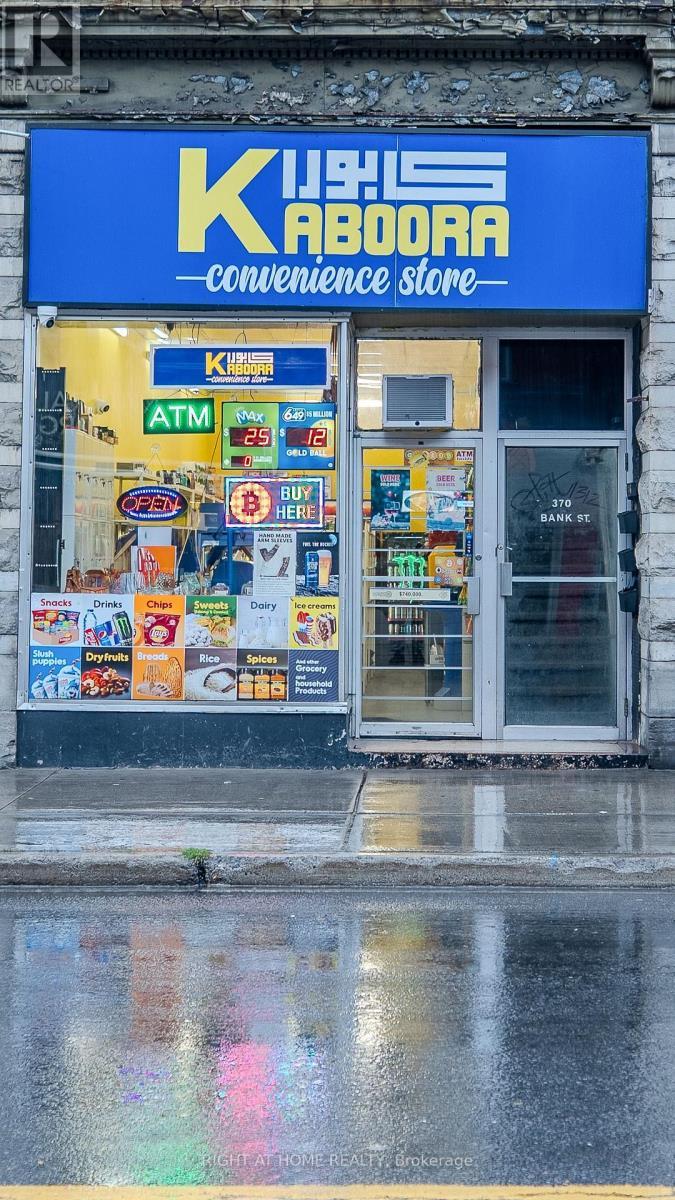 370 Bank Street, Ottawa, ON