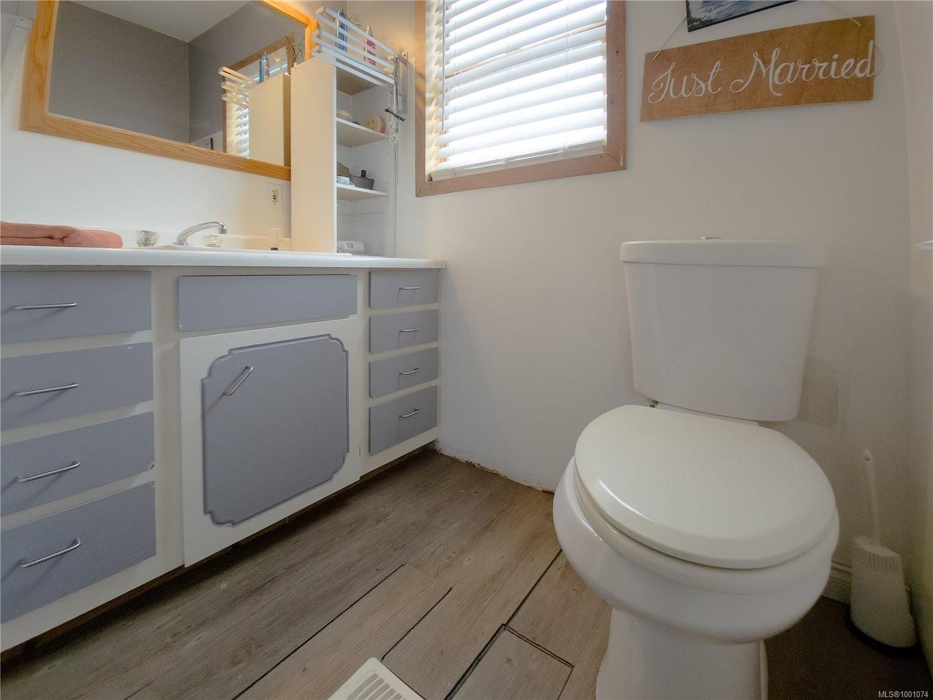 2287 Chelohsin Cres, Port Mcneill, BC