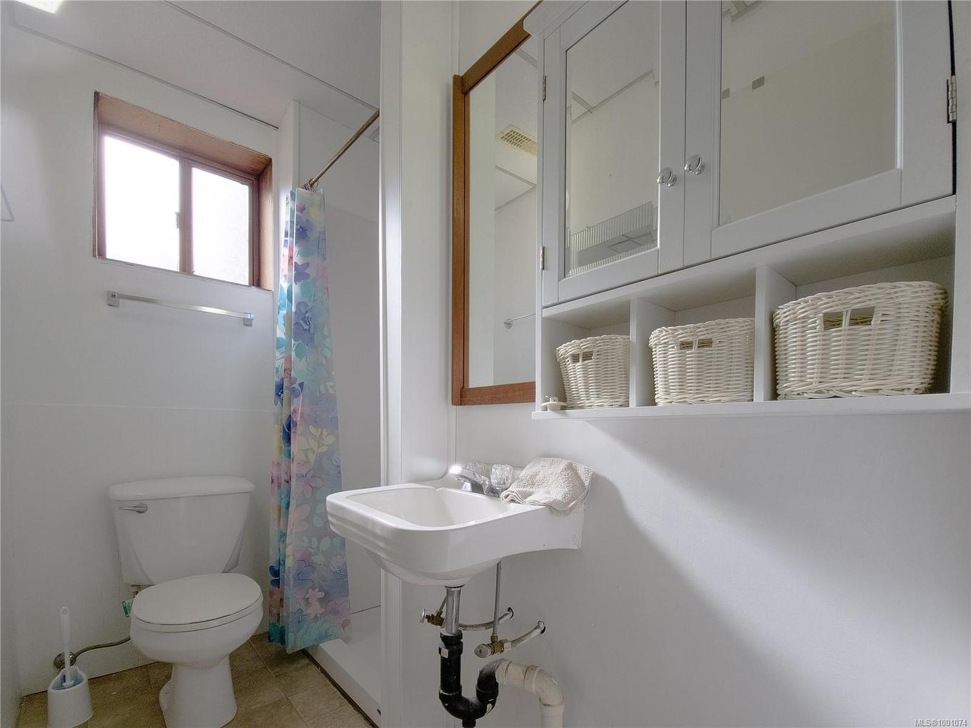 2287 Chelohsin Cres, Port Mcneill, BC