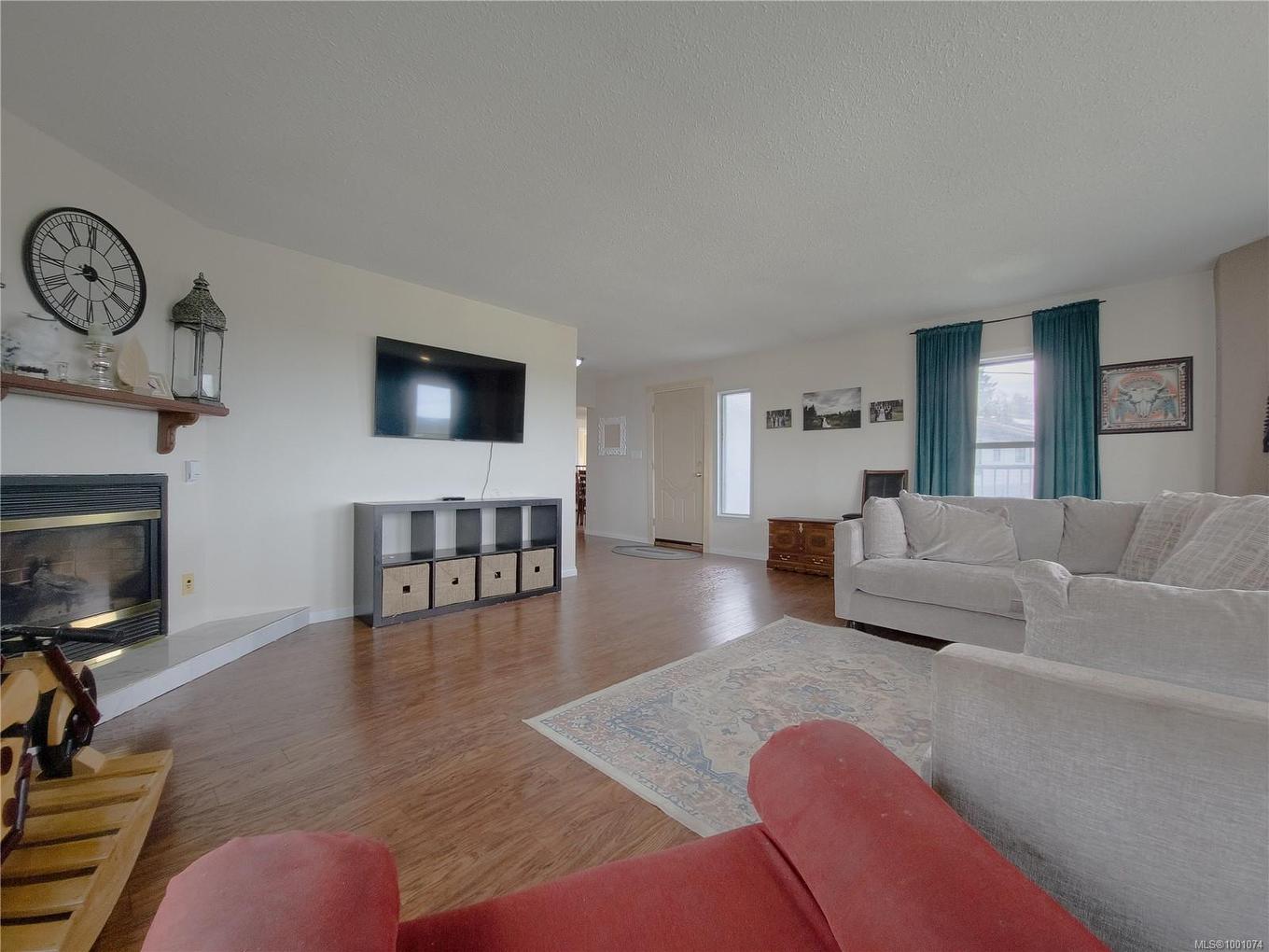 2287 Chelohsin Cres, Port Mcneill, BC