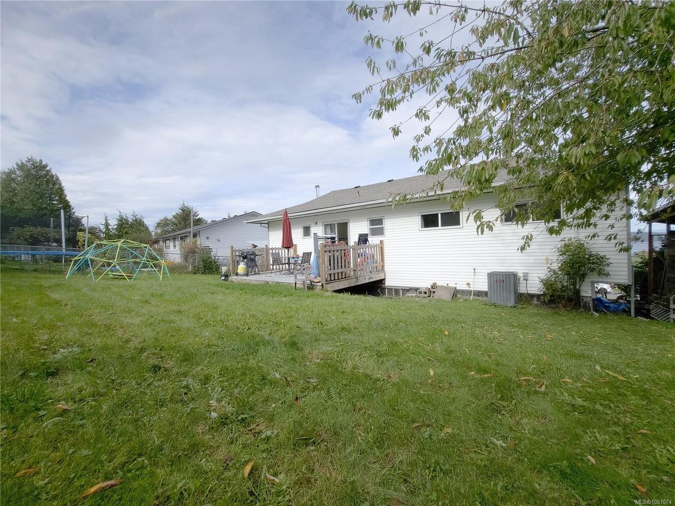 2287 Chelohsin Cres, Port Mcneill, BC