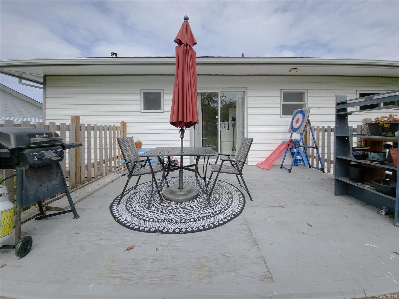 2287 Chelohsin Cres, Port Mcneill, BC