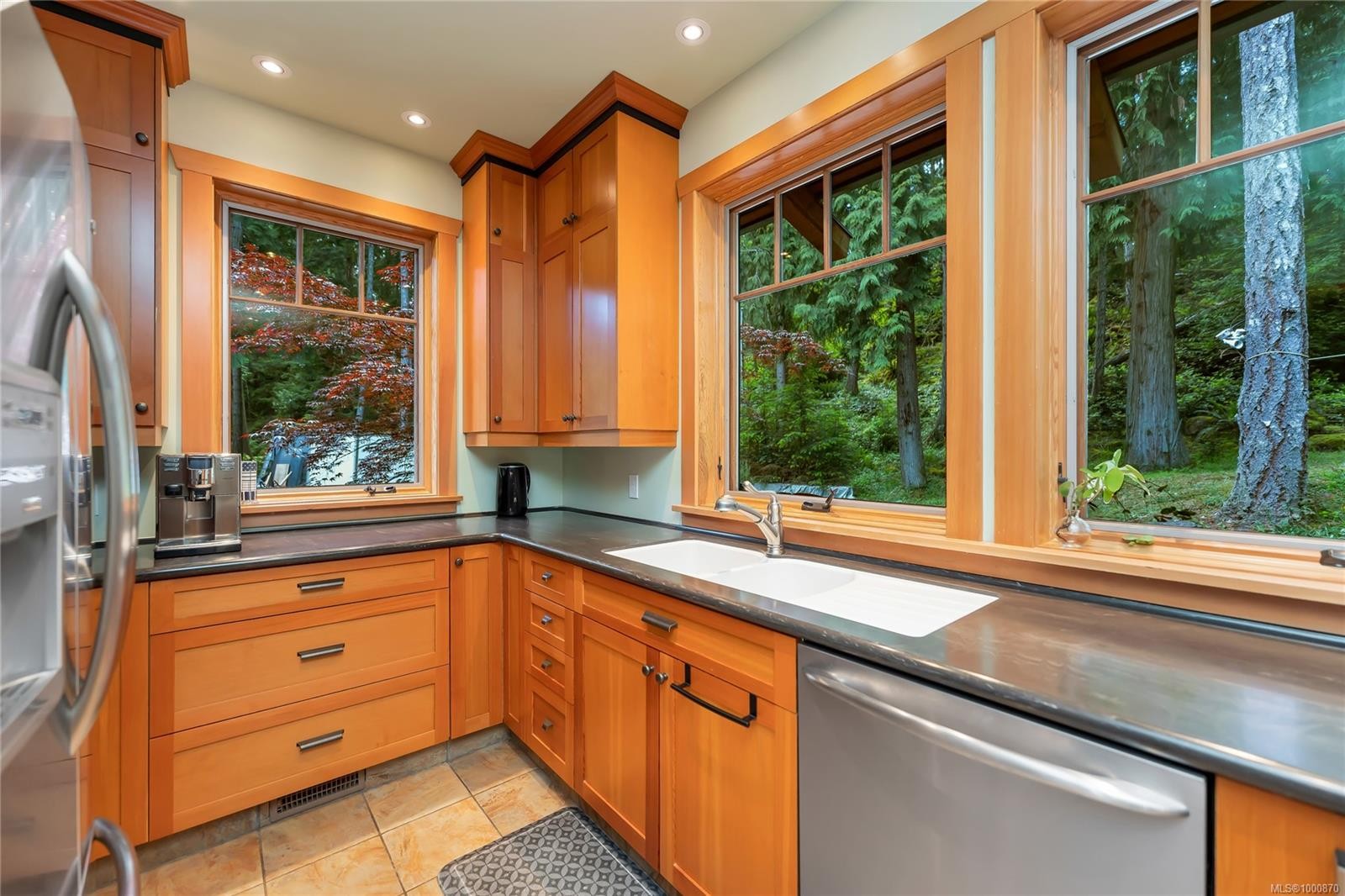 260 Little Mountain Rd, Salt Spring, BC