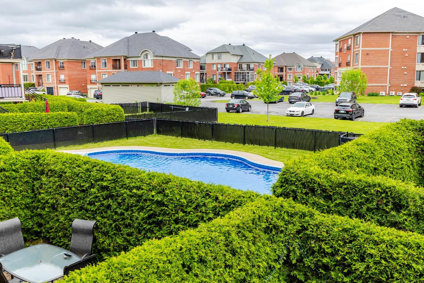 Garden - 3-4595 Ch. Des Prairies, Brossard, QC - Outdoor With In Ground Pool With Backyard
