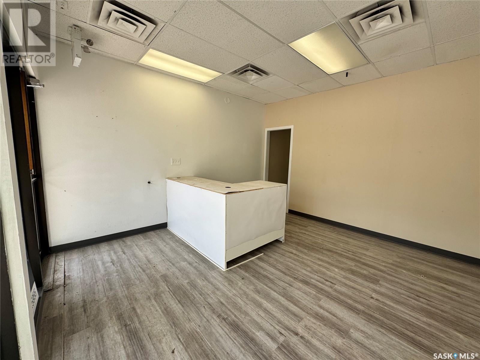 700 Victoria Avenue, Regina, SK