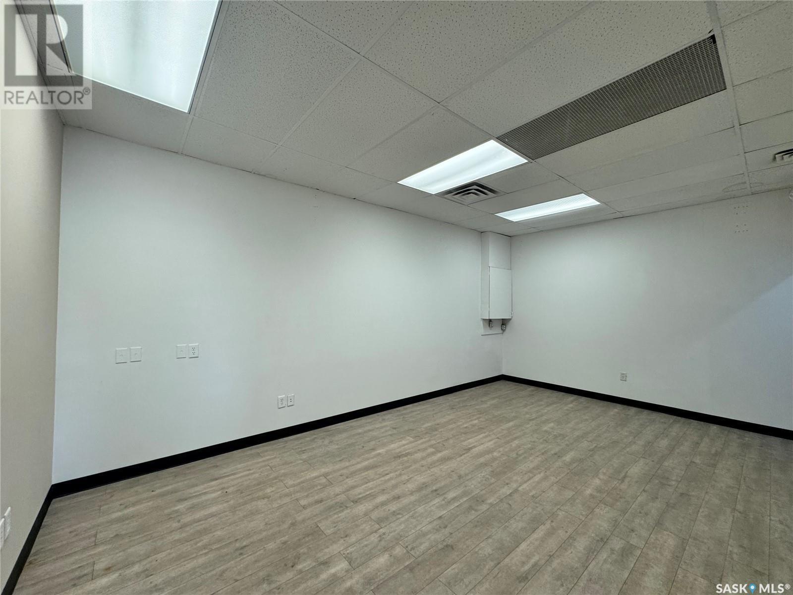 700 Victoria Avenue, Regina, SK