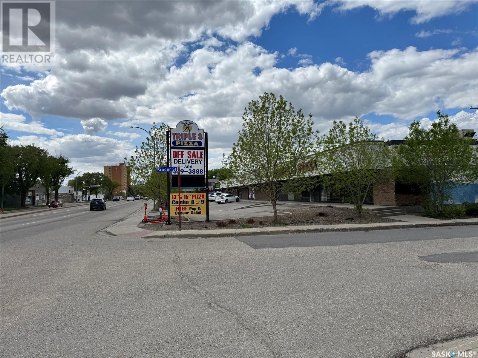 700 Victoria Avenue, Regina, SK