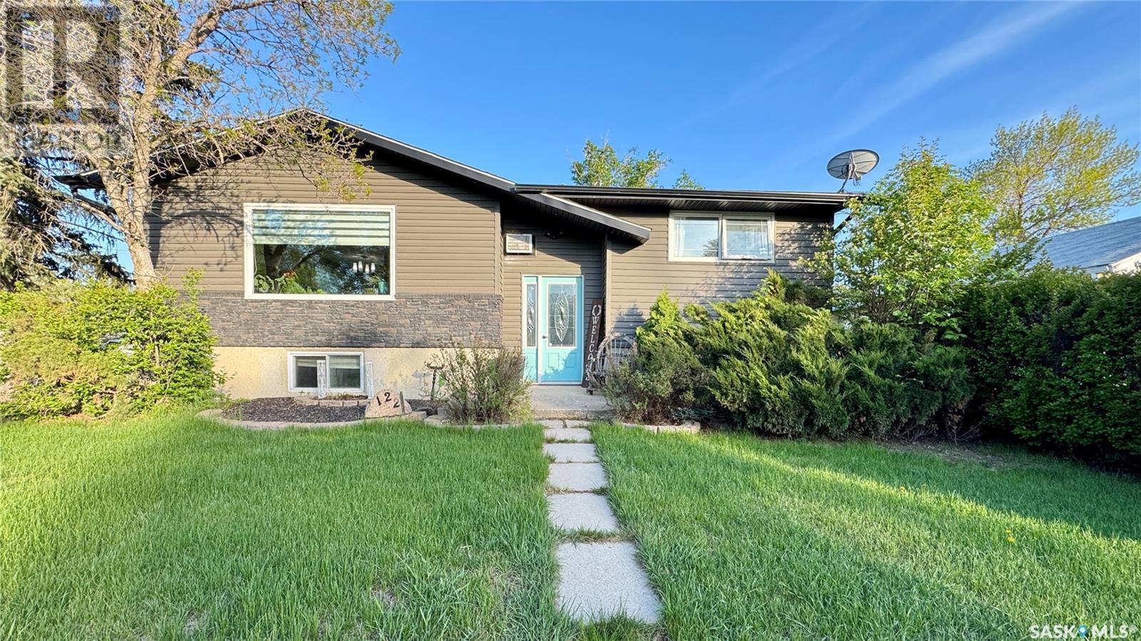 122 Hamilton Street, Davidson, SK - Outdoor