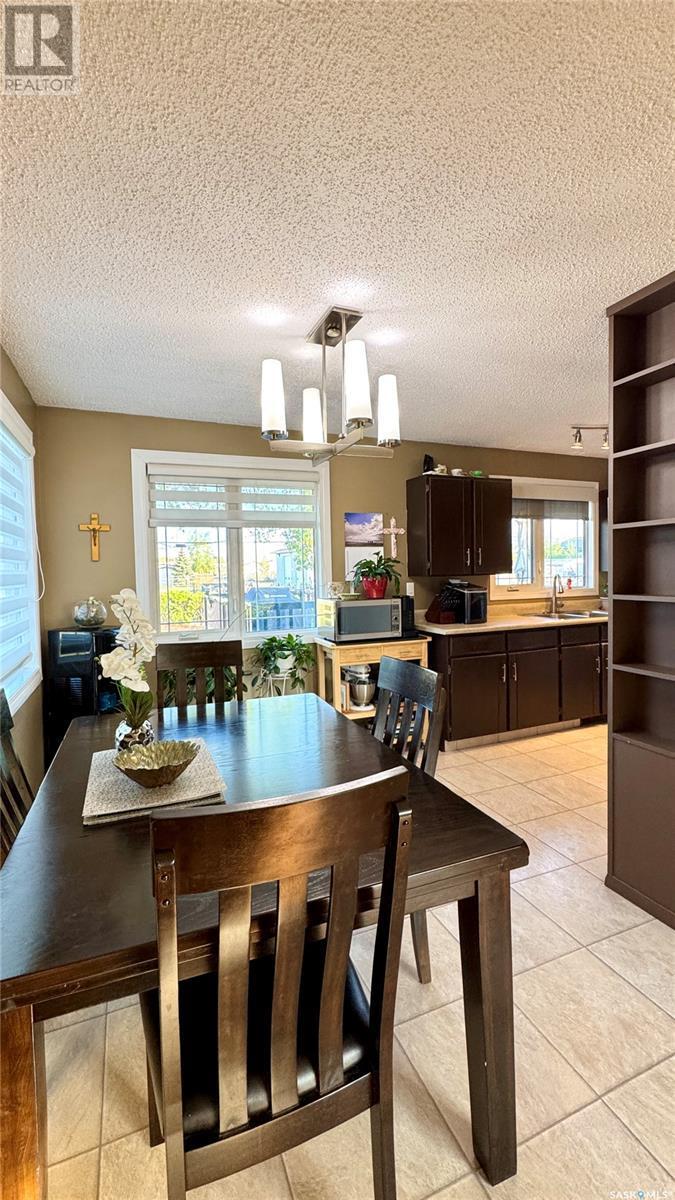 122 Hamilton Street, Davidson, SK - Indoor Photo Showing Dining Room