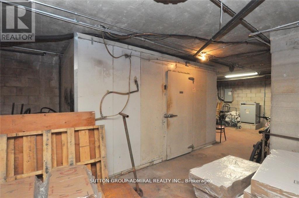 104 Cannon Street E, Hamilton, ON