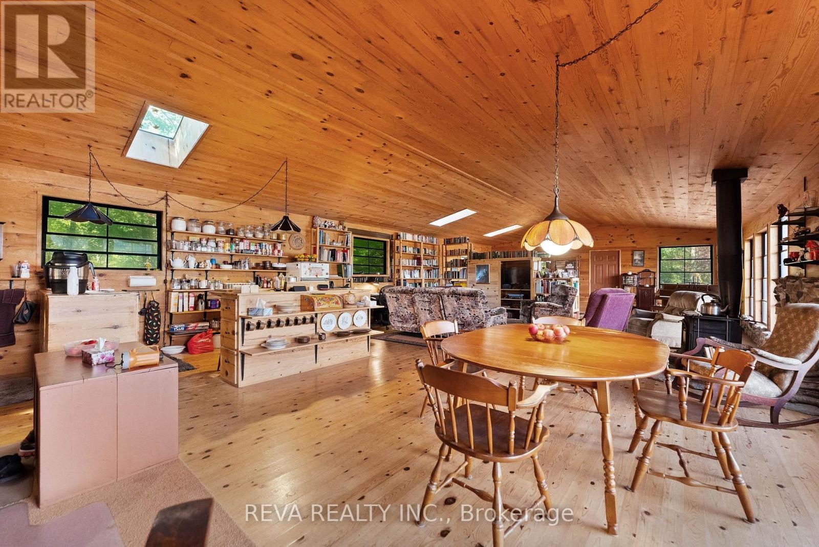 368 Addington Road, Addington Highlands (Addington Highlands), ON - Indoor