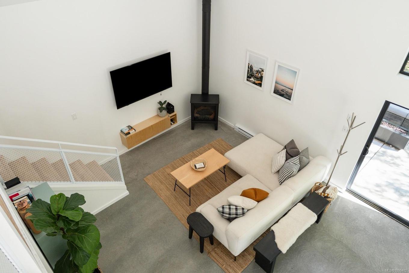 146 Menhinick Dr, Salt Spring, BC