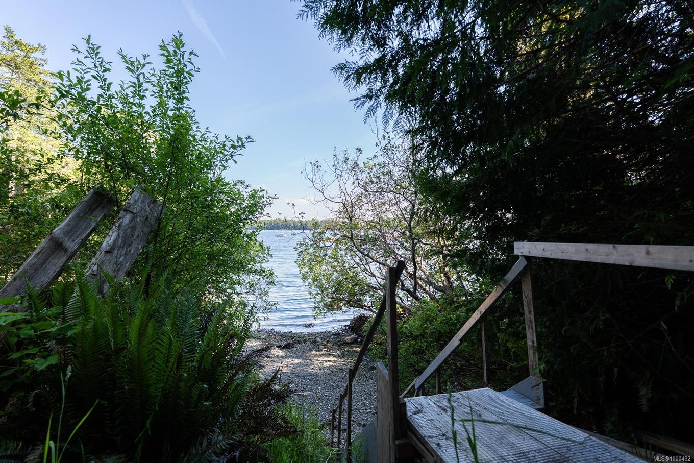 146 Menhinick Dr, Salt Spring, BC