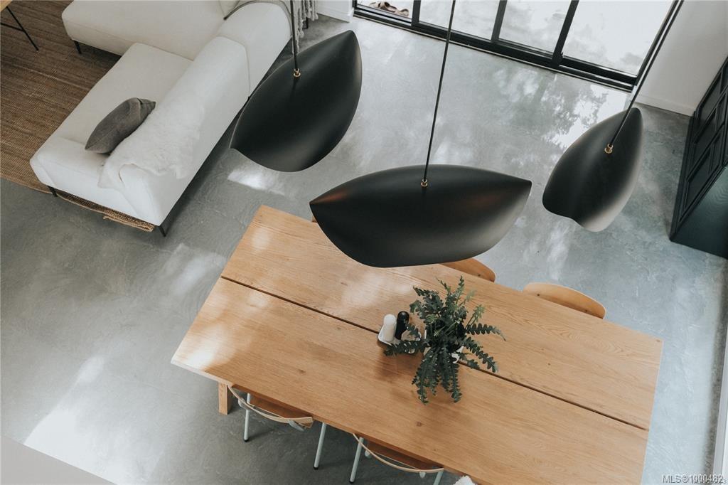 146 Menhinick Dr, Salt Spring, BC