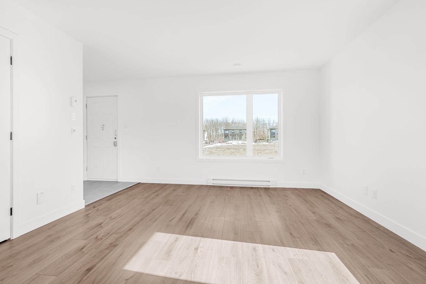 Salon - Rue Du Havre, Lévis (Les Chutes-De-La-Chaudière-Ouest), QC - Indoor Photo Showing Other Room