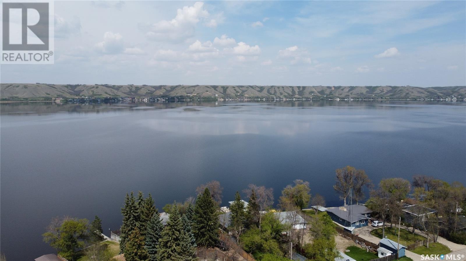 9 And 11 Qu'Appelle Park, B-Say-Tah, SK