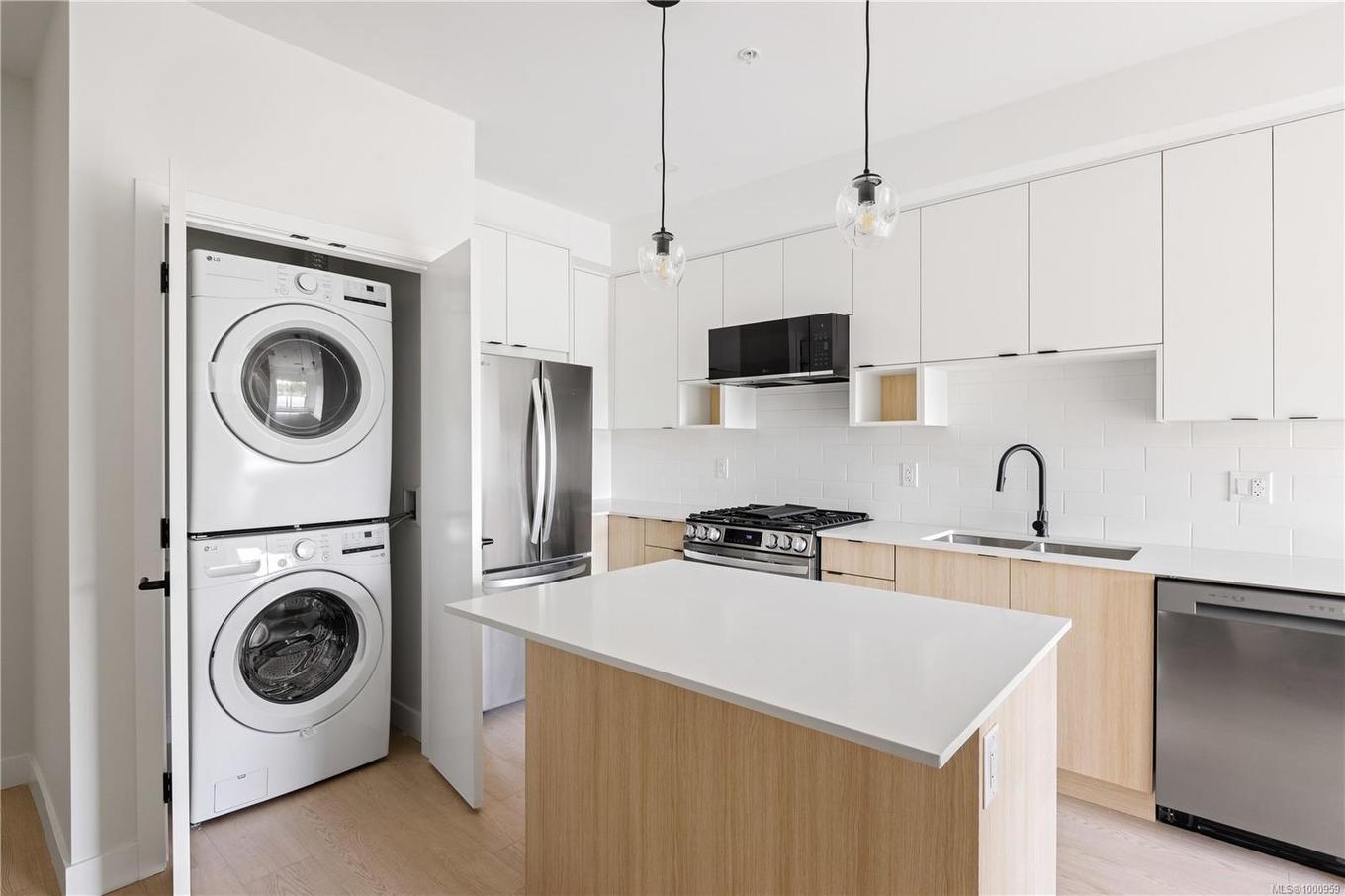 431-2629 Millstream Rd, Langford, BC - Indoor